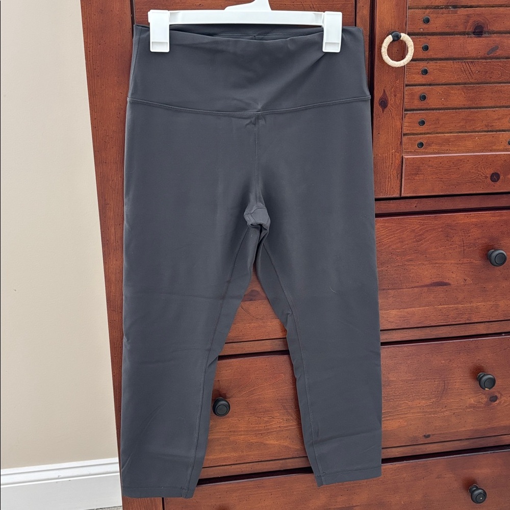 Lululemon Wunder Train 23” Leggings